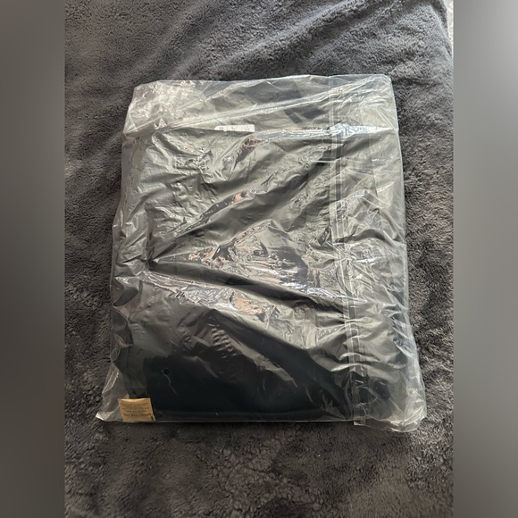 Beyondyoga Convertible Gym Bag - Picture 3 of 10